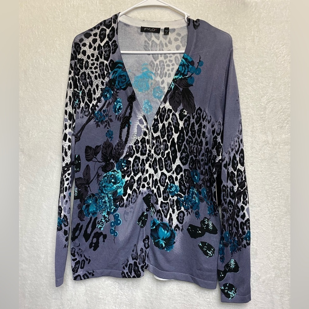 Fylo Trademark Women’s Embellished Animal Print Cardigan Sweater Size M, NWT